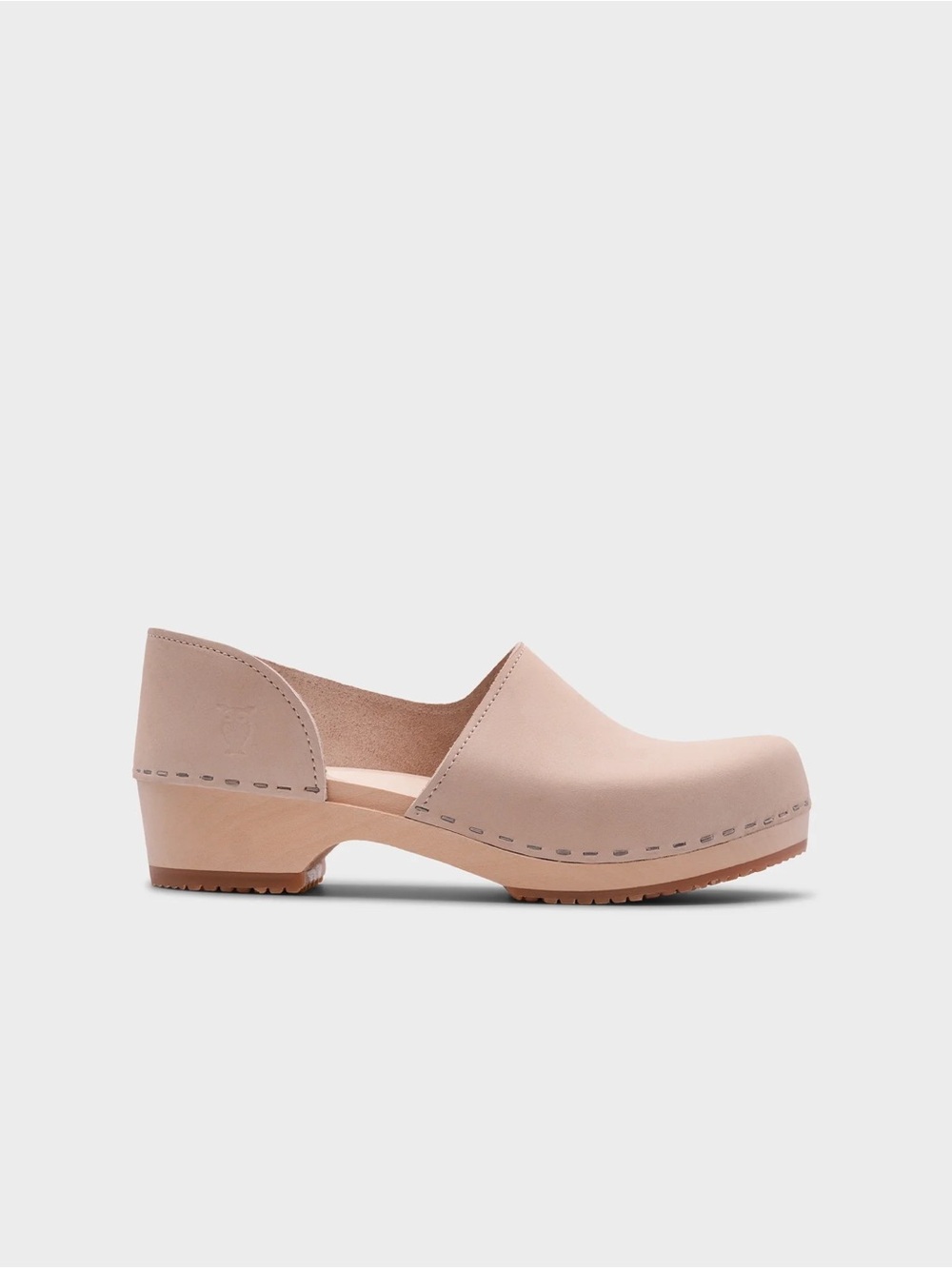 Classic Leather Clog Mule in Nude - Brand Unspecified